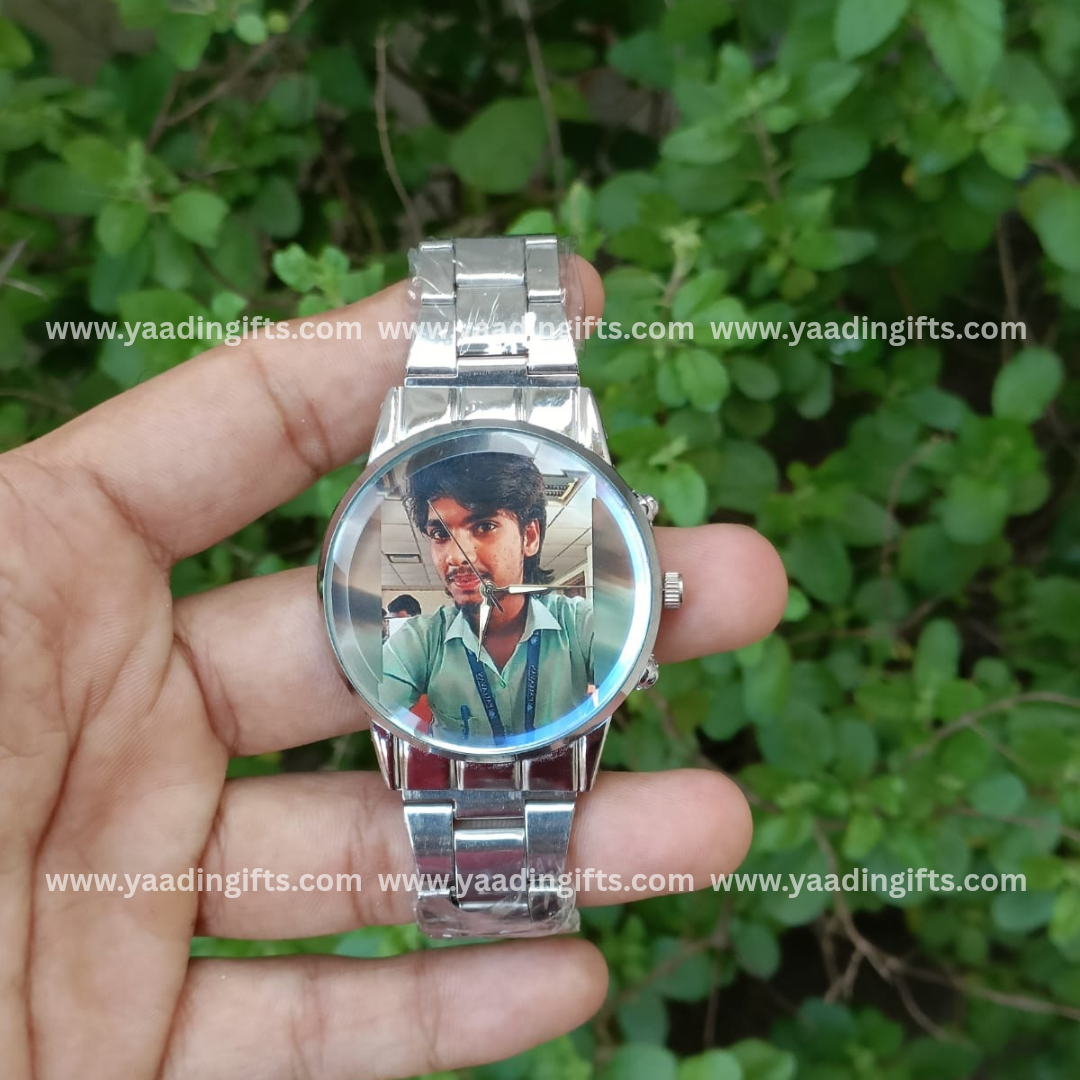 Customised watch with photo