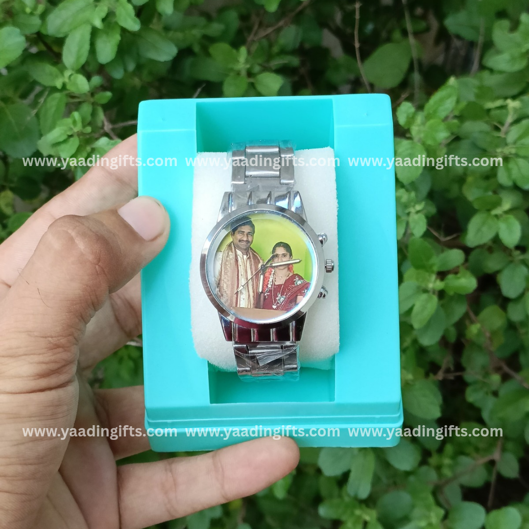 Customised watch with photo
