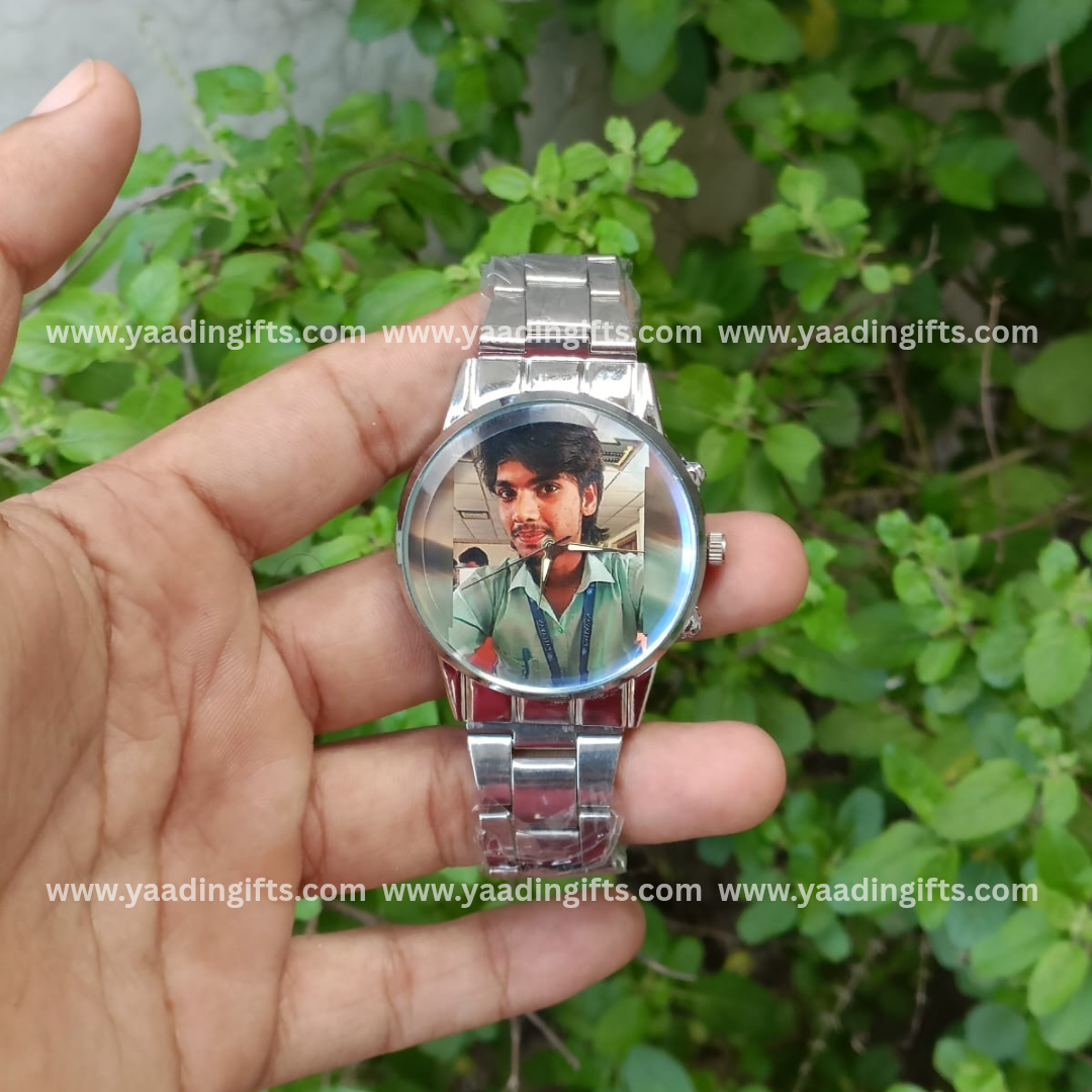 Customised watch with photo