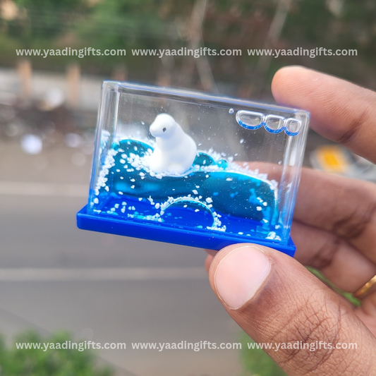 Unsinkable toy