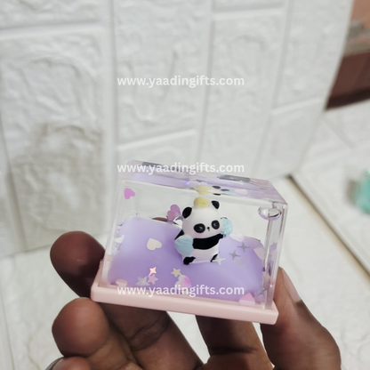 Unsinkable panda