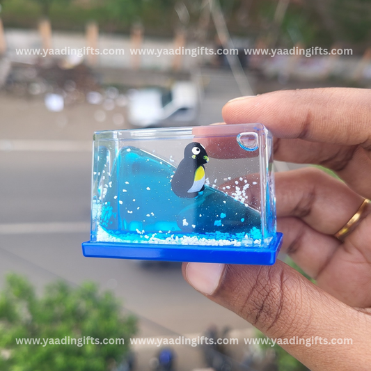 Unsinkable penguin