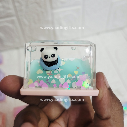 Unsinkable panda